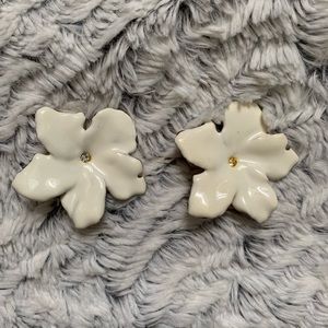 Floral earrings 😍🔥